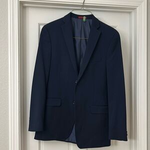 Alfani slim fit navy blue suit Exclusively for Macys. Small/medium